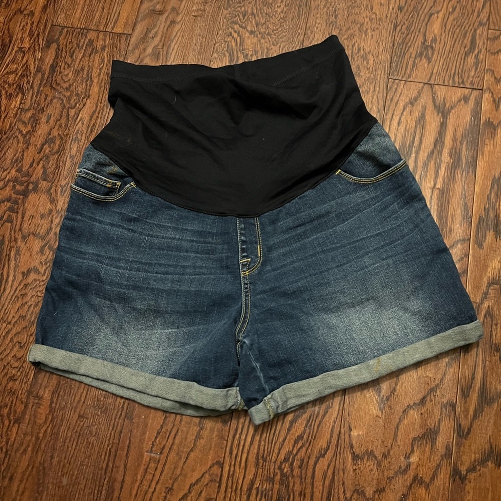 *3 for $15* Liz Lange Maternity denim shorts. Size Medium